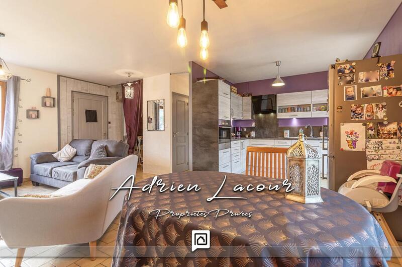 Maison - 97 m² - 7 pièces