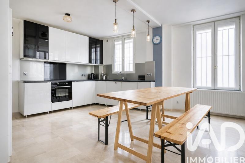 Maison - 127 m² - 5 pièces