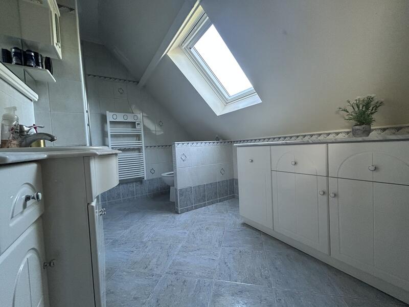 Maison - 160 m² - 7 pièces