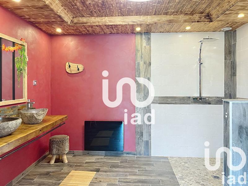 Maison - 174 m² - 7 pièces