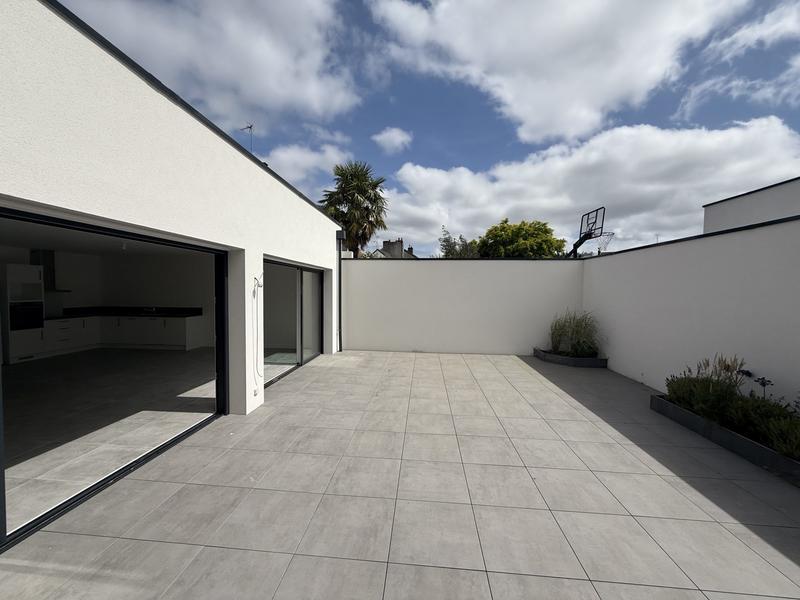 Maison - 150 m² - 5 pièces