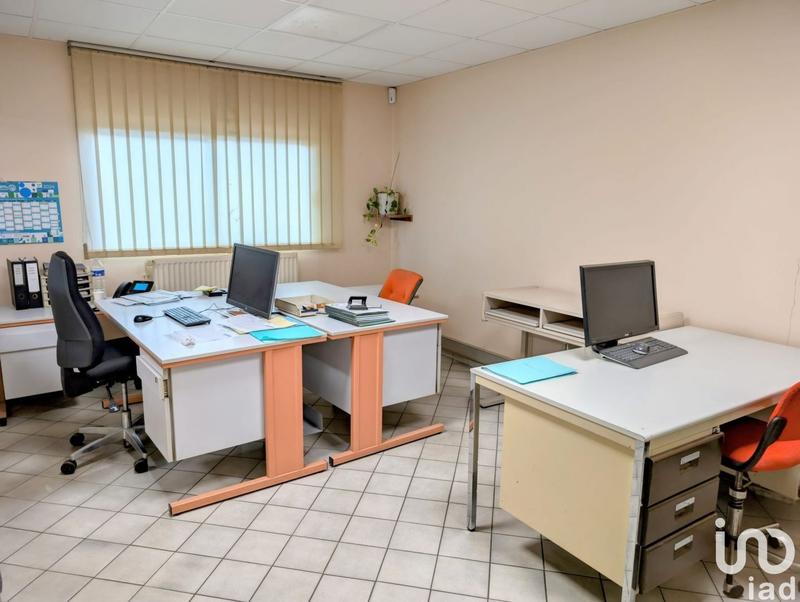 Local commercial - 1 717 m²