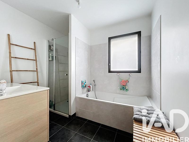 Maison - 105 m² - 4 pièces