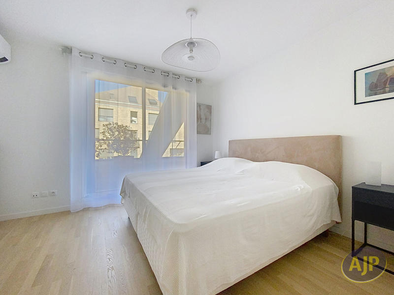 Appartement - 121 m² - 4 pièces