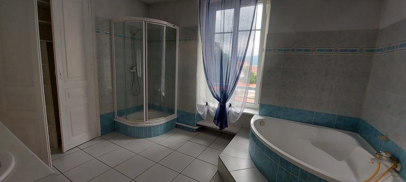 Appartement - 125 m² - 4 pièces