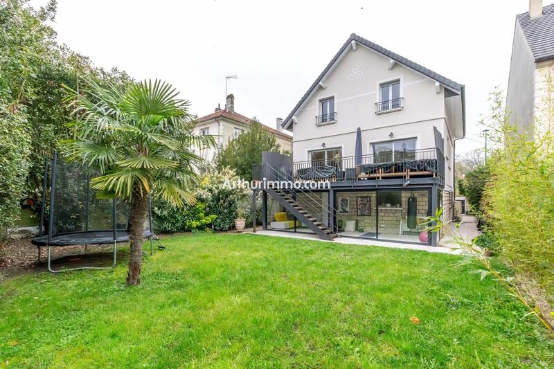 Maison - 190 m² - 7 pièces