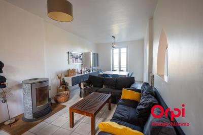 Maison - 159 m² - 7 pièces