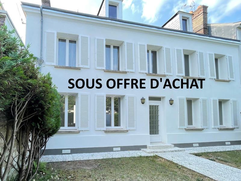 Maison - 140 m² - 6 pièces