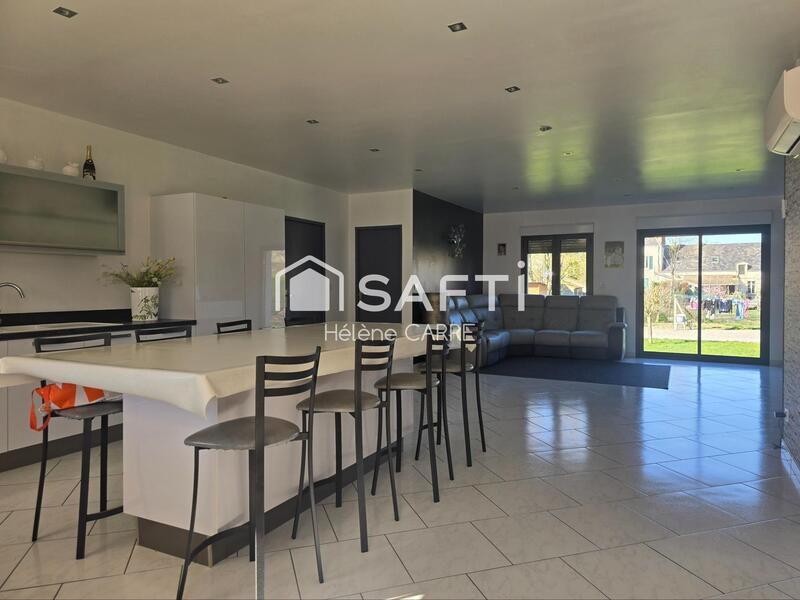 Maison - 123 m² - 5 pièces