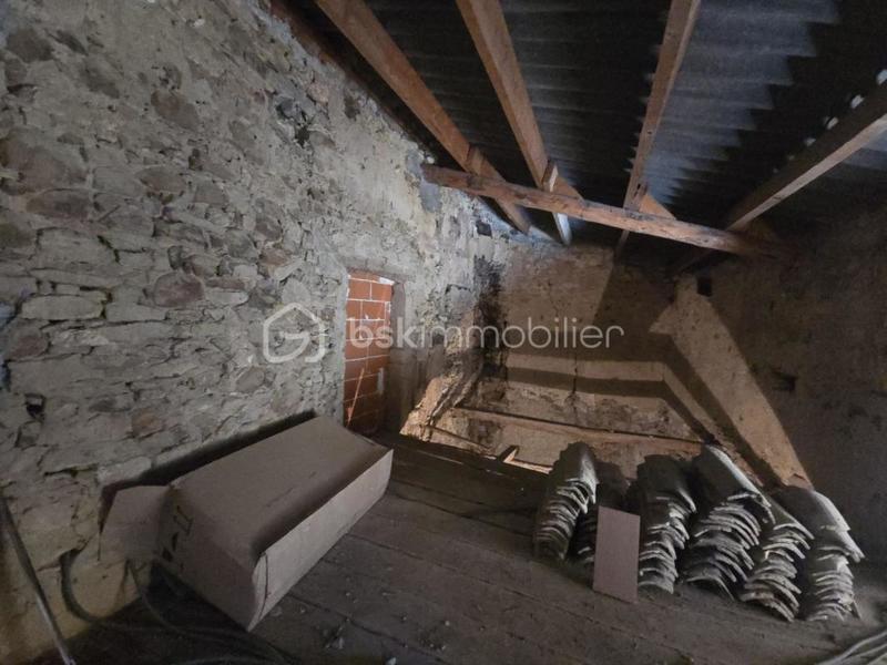 Maison en pierre - 78 m² - 4 pièces