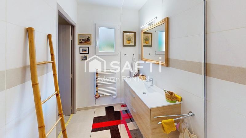 Maison - 150 m² - 5 pièces