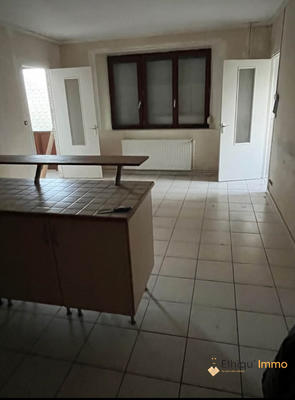 Maison - 234 m² - 4 pièces