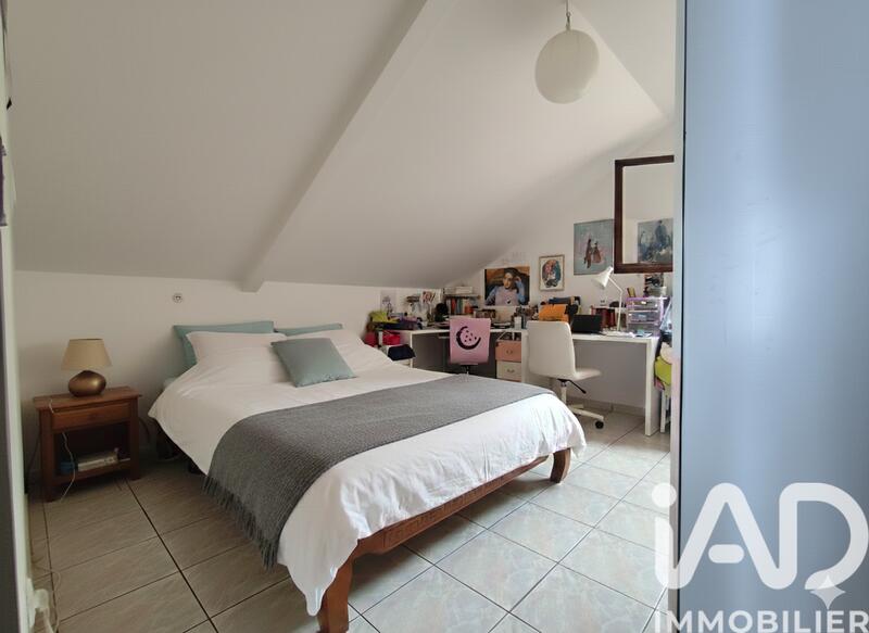 Maison - 187 m² - 7 pièces