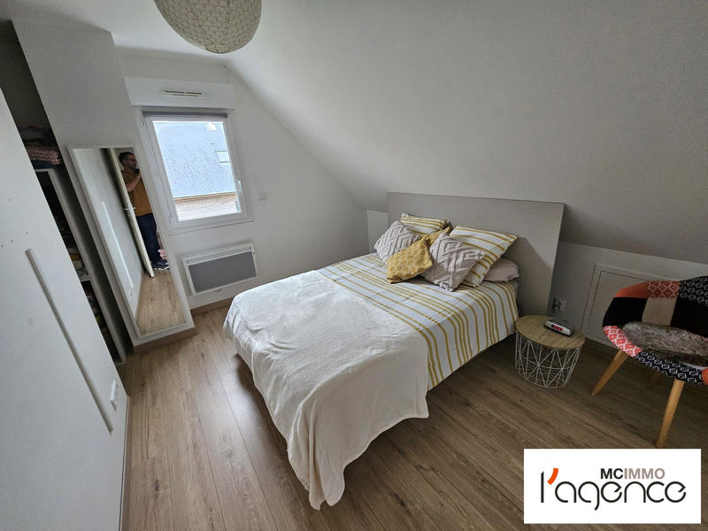 Maison traditionnelle - 94 m² - 5 pièces