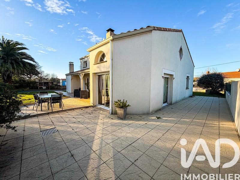 Maison - 153 m² - 4 pièces