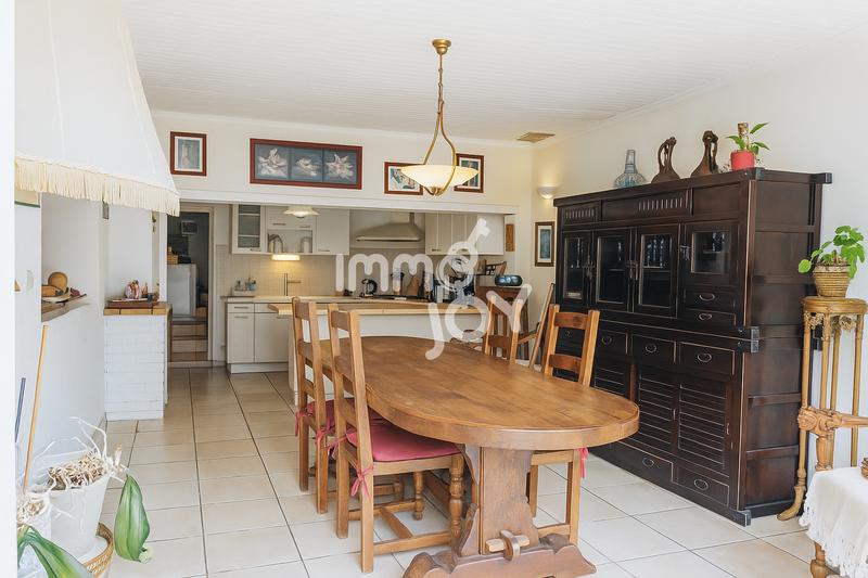 Maison - 190 m² - 7 pièces