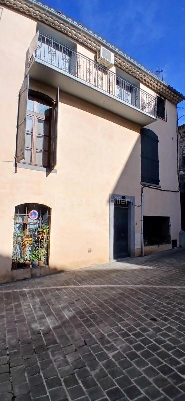 Immeuble - 130 m² - 7 pièces