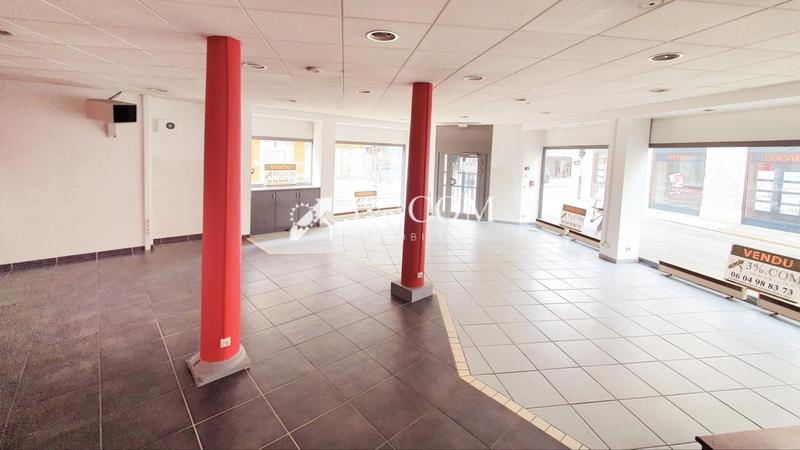 Local commercial - 160 m²