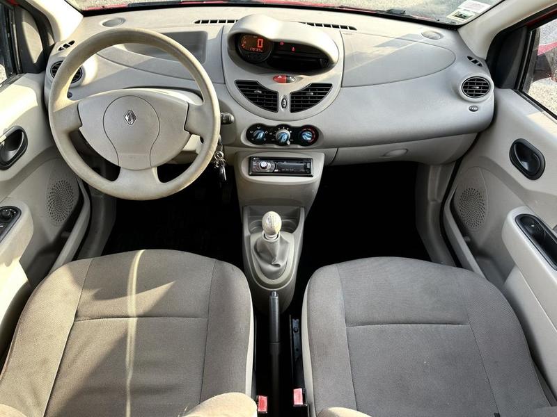 Renault Twingo II (X44) 1.2 i 16v 75 cv