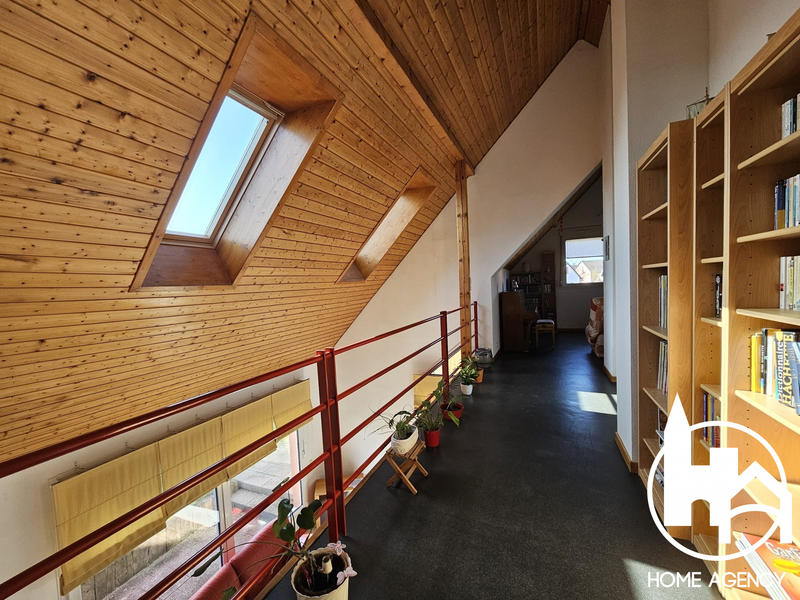 Maison contemporaine - 193 m² - 7 pièces