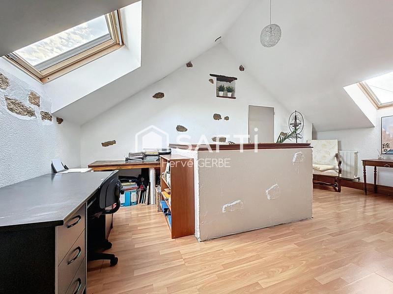 Maison - 111 m² - 4 pièces