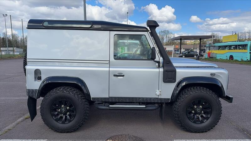 Land Rover Defender 2.2 Td4 122 Soft Top Eden Park