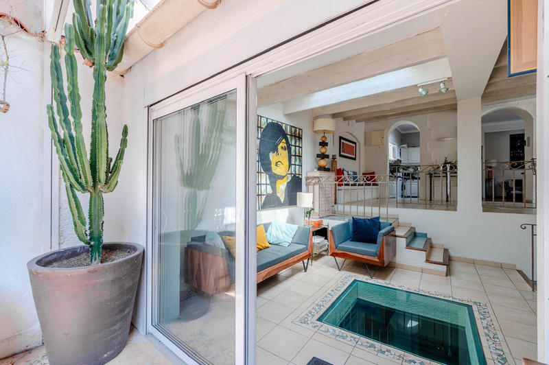 Maison - 187 m² - 4 pièces