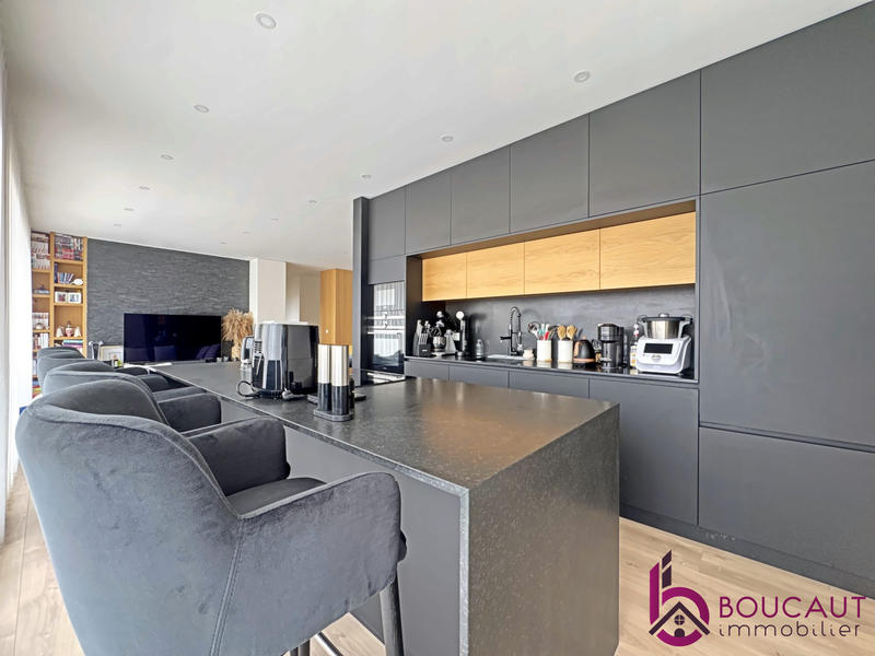 Appartement - 118 m² - 5 pièces