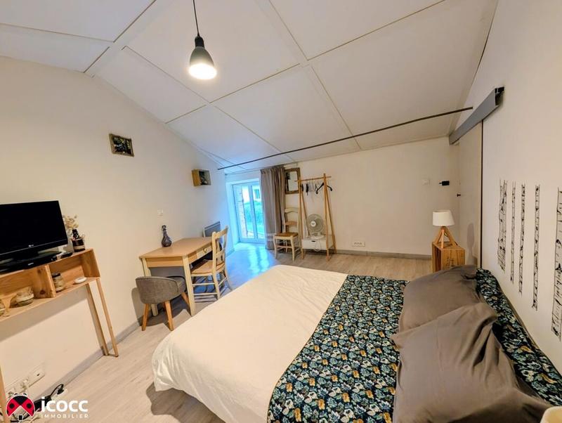 Maison chambre d'hôtes - 221 m² - 8 pièces