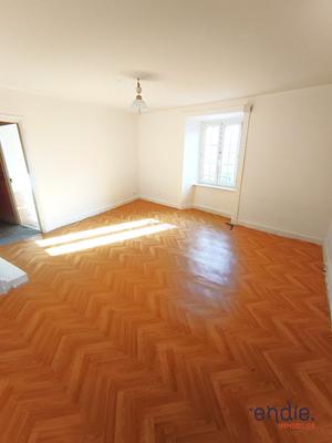 Maison - 106 m² - 6 pièces