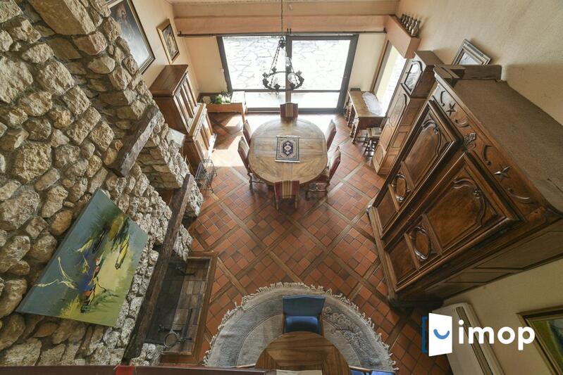 Maison d'architecte - 218 m² - 5 pièces