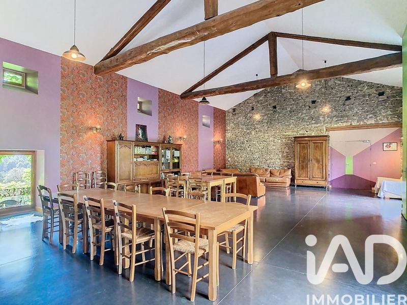 Maison - 550 m² - 15 pièces