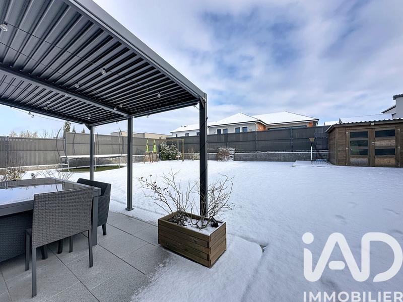 Maison - 111 m² - 6 pièces