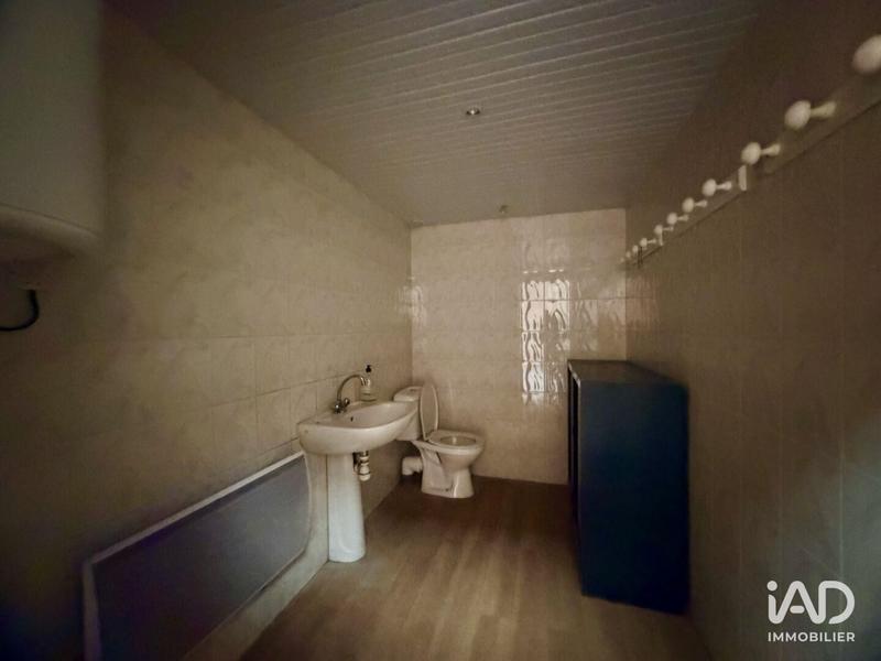 Local commercial - 220 m²