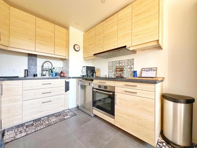 Appartement - 95 m² - 5 pièces