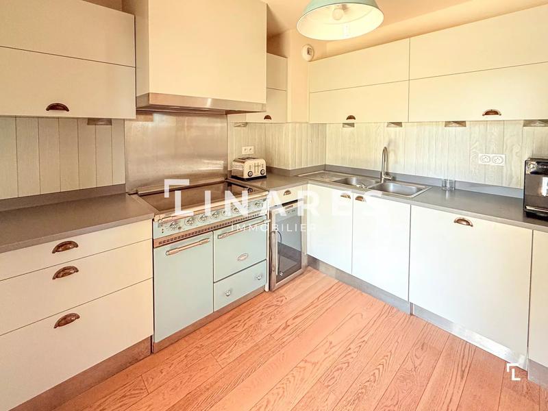 Appartement - 105 m² - 3 pièces