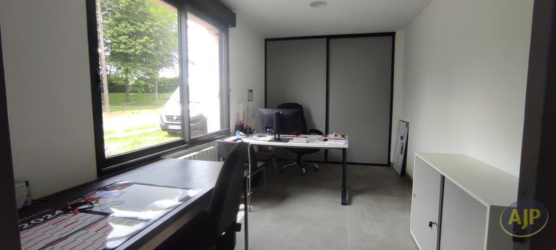 Local d'activité / Entrepôt - 288 m²