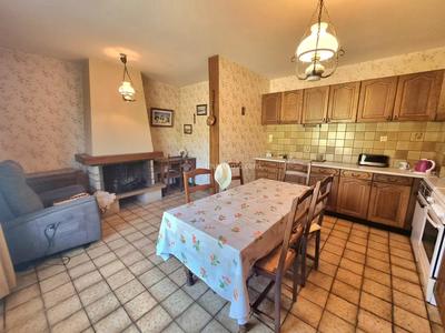 Maison - 145 m² - 6 pièces