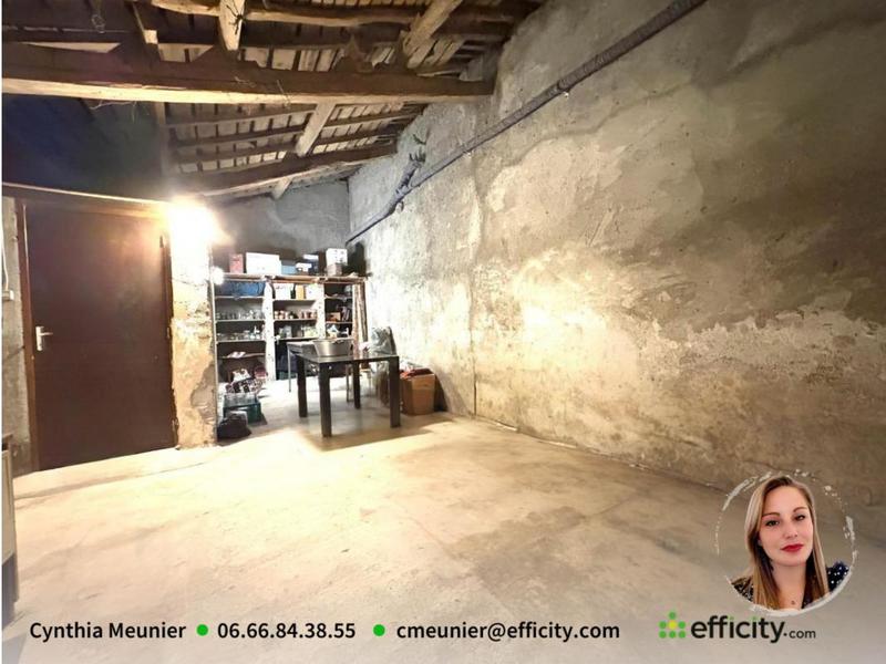 Maison - 324 m² - 11 pièces