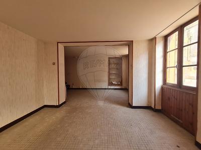 Maison de ville - 218 m² - 9 pièces