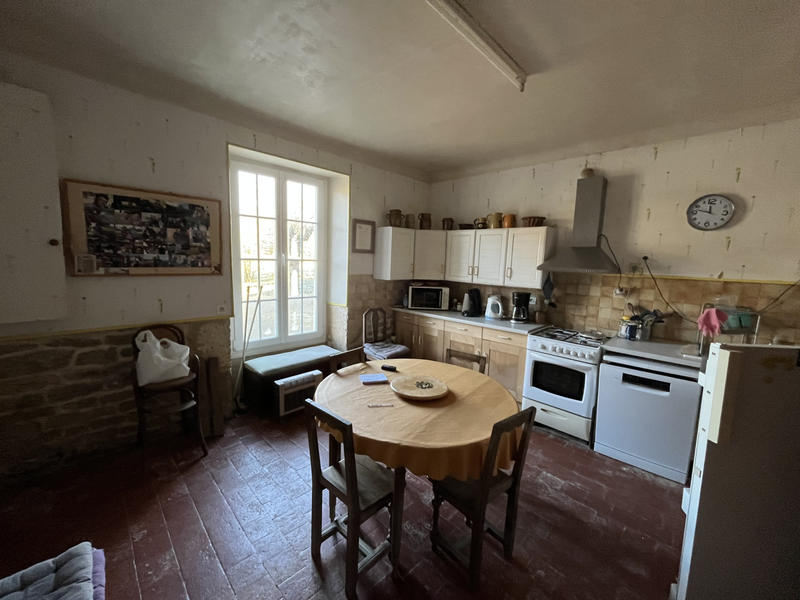 Maison - 254 m² - 4 pièces