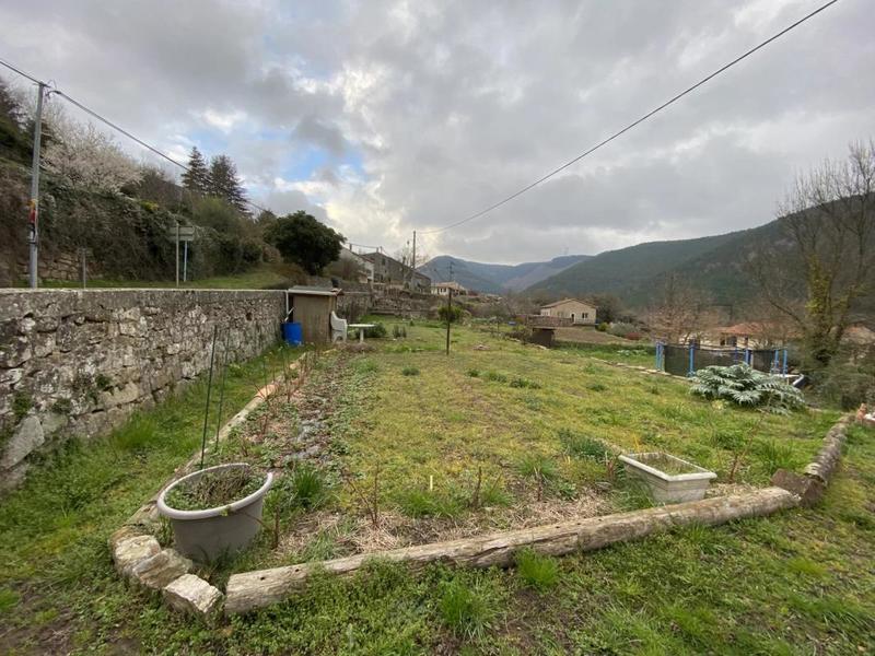 Maison de ville - 301 m² - 11 pièces