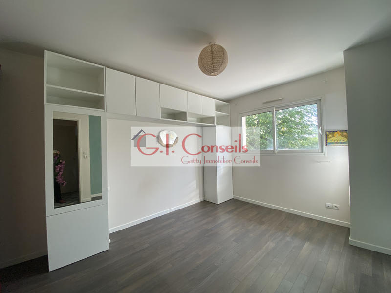 Maison - 81 m² - 5 pièces