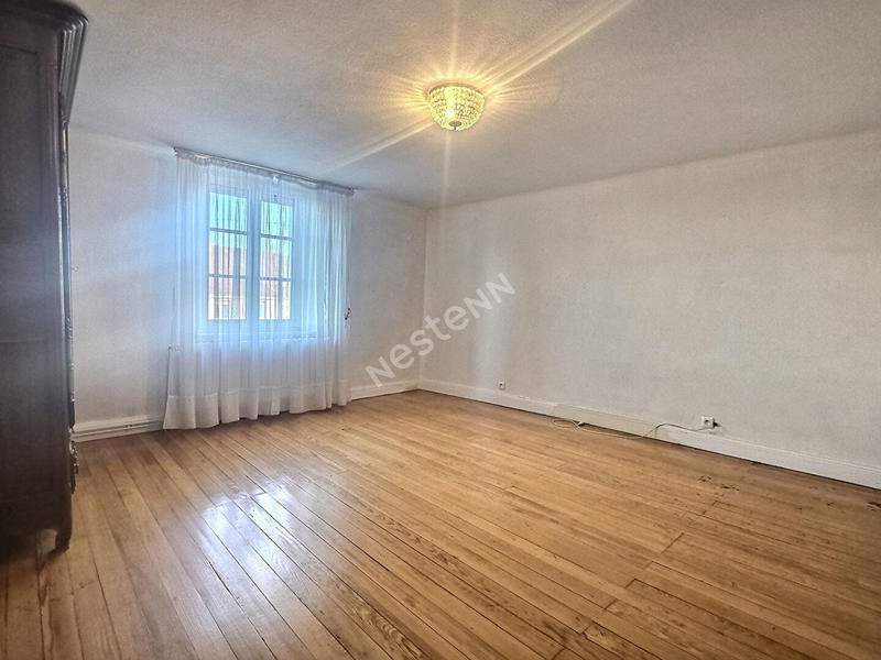 Maison - 163 m² - 7 pièces