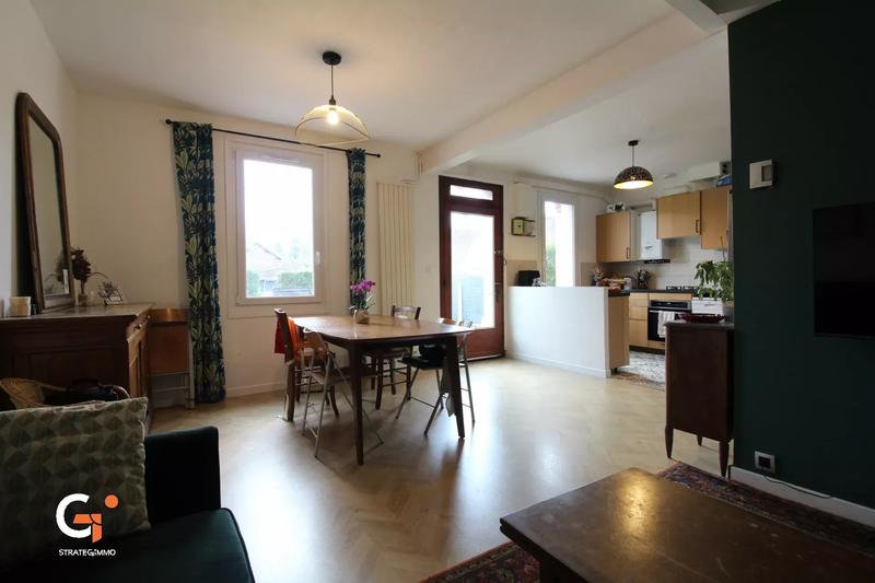 Maison - 84 m² - 4 pièces