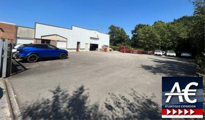 Entrepôt - 680 m²