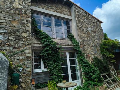 Immeuble - 7 pièces