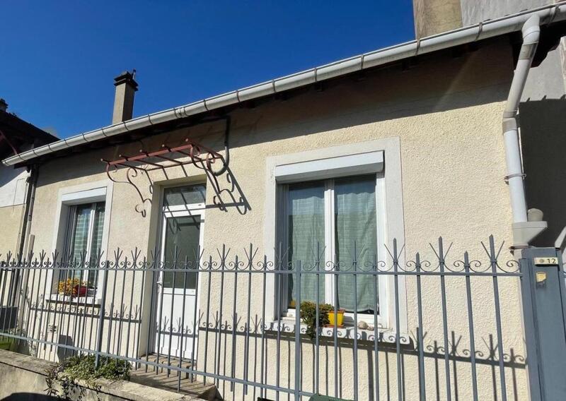 Maison - 96 m² - 5 pièces