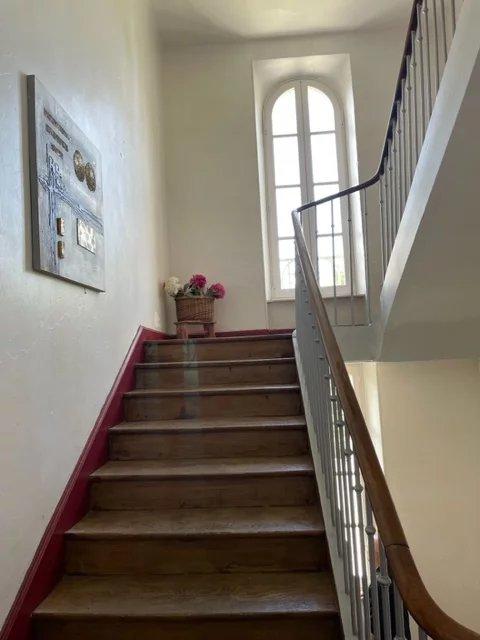 Immeuble mixte - 305 m² - 10 pièces