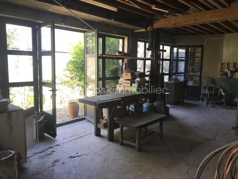 Propriété - 473 m² - 14 pièces